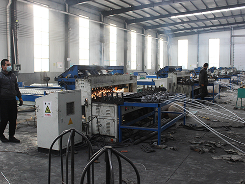 防爆墙生产车间